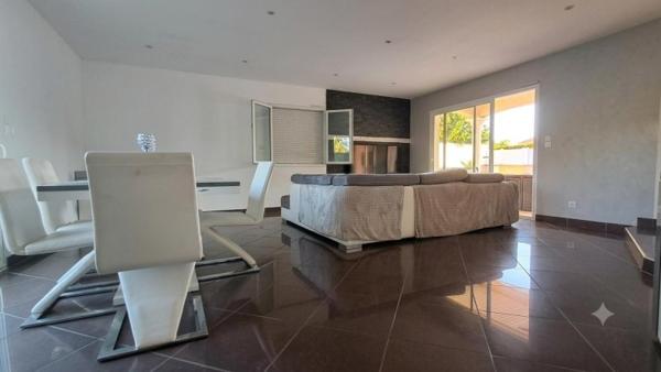 Vente / Maison contemporaine à Bourgoin-Jallieu (38300)