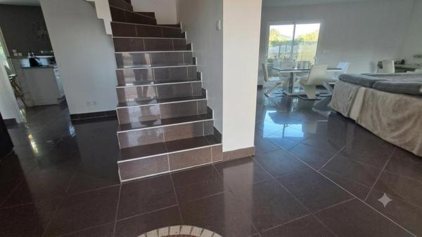 Vente / Maison contemporaine à Bourgoin-Jallieu (38300)