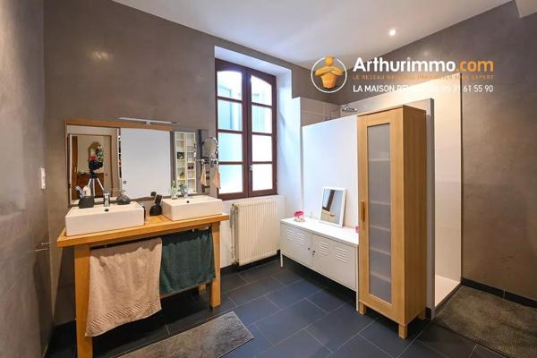 Vente Maison 8 pièces 289 m2 à Revel