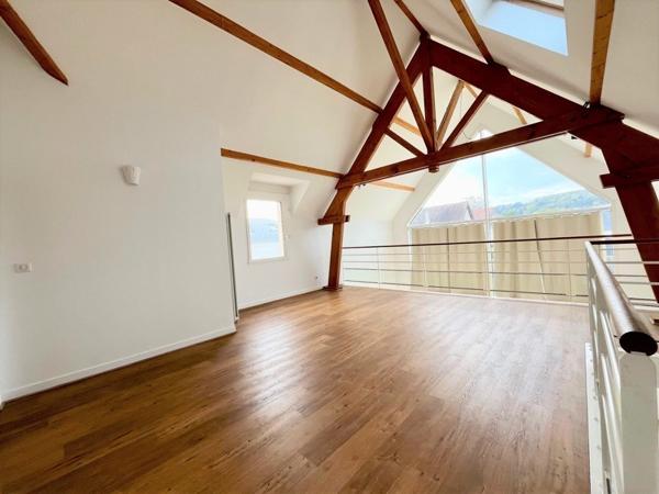 Maison à louer 3 024 € CC L'Isle-Adam 6 p 222 m² DPE C