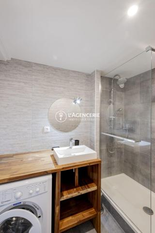 Chartrons – Charmant T2 avec mezzanine, au calme, dans un bel immeuble en pierre