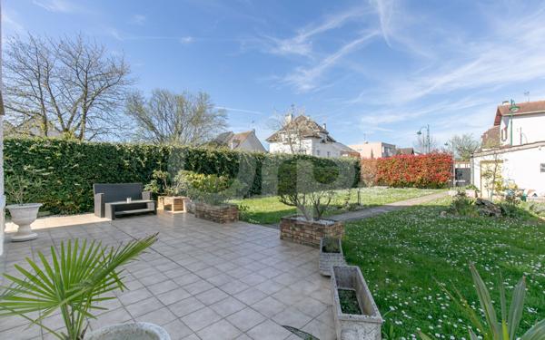 Maison à vendre    3 pièces •  Ormesson-sur-Marne