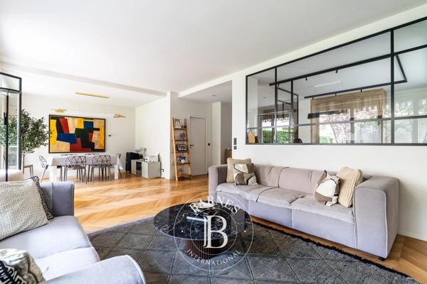 Neuilly-sur-Seine, Appartement 3 Chambres -  134 m² à vendre