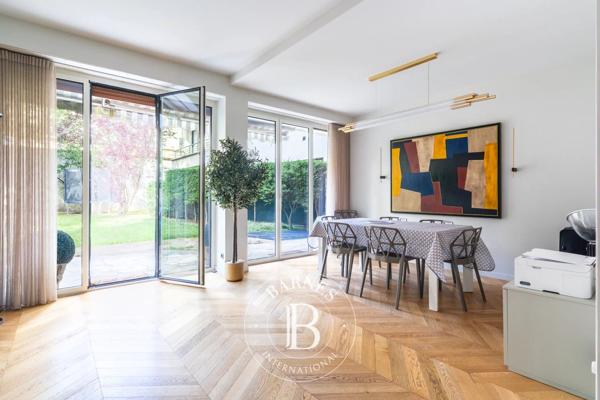 Neuilly-sur-Seine, Appartement 3 Chambres -  134 m² à vendre