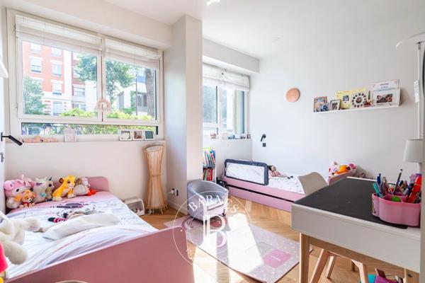 Neuilly-sur-Seine, Appartement 3 Chambres -  134 m² à vendre