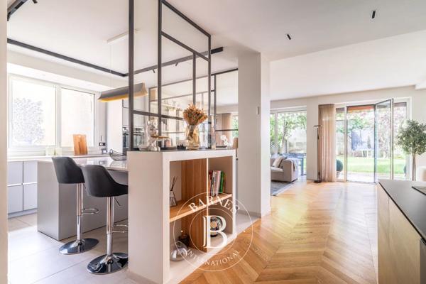 Neuilly-sur-Seine, Appartement 3 Chambres -  134 m² à vendre