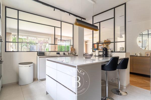 Neuilly-sur-Seine, Appartement 3 Chambres -  134 m² à vendre