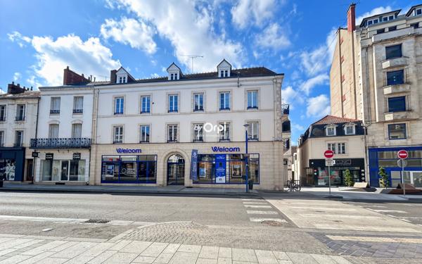 Immeuble à vendre    2 pièces • 180 m2 Montluçon