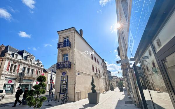 Immeuble à vendre    2 pièces • 180 m2 Montluçon