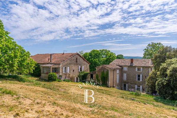 Reillanne, Propriété 8 Chambres -  350 m² à vendre