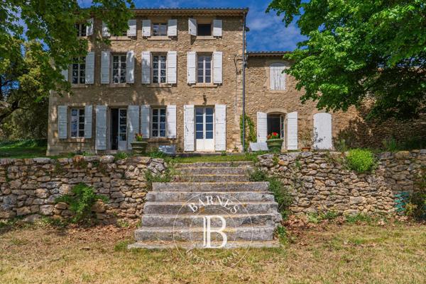 Reillanne, Propriété 8 Chambres -  350 m² à vendre
