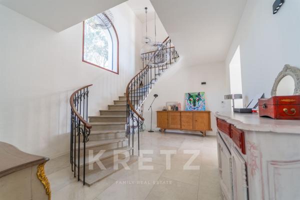 Exceptionnelle rénovation avec vue mer