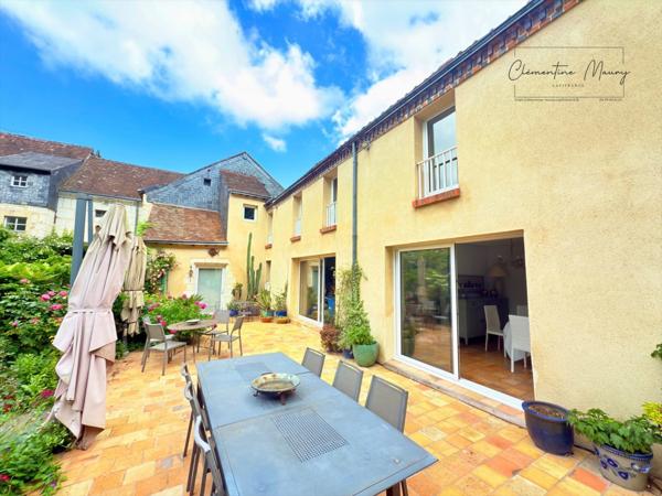 Maison de caractère a vendre, centre ville de Vendome, 9 pièces 250m2