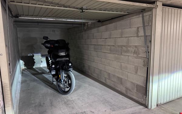 Stationnement à vendre    14 m2 Fréjus