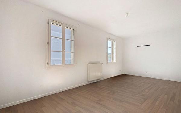 Maison à vendre    4 pièces • 86,21 m2 Melun