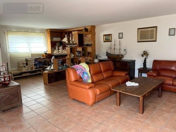 Maison à vendre à Ploemeur dans le Morbihan (56270), ref : 56083-1093   
Lomener