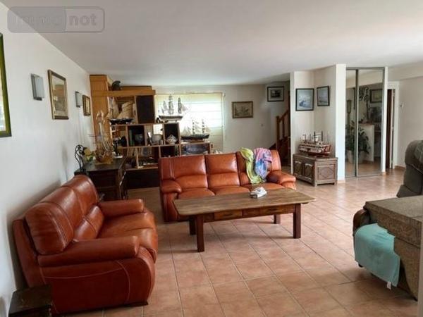 Maison à vendre à Ploemeur dans le Morbihan (56270), ref : 56083-1093   
Lomener