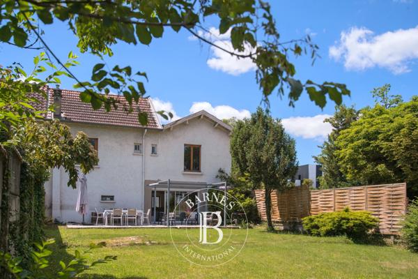 Charbonnières-les-Bains, Maison 3 Chambres -  99 m² à vendre