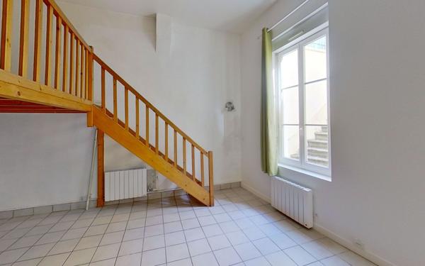 Appartement à louer    1 pièce • 25,03 m2 Lyon 7