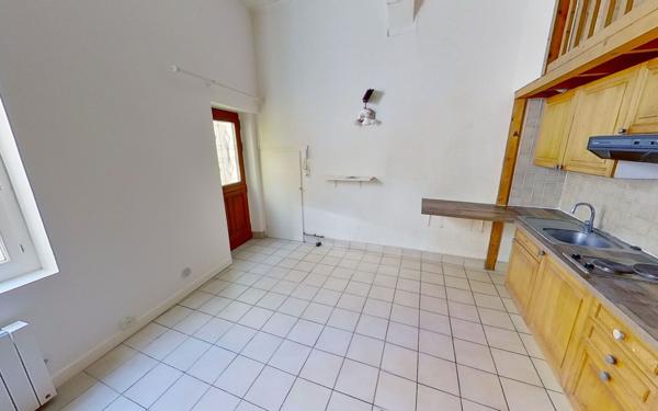 Appartement à louer    1 pièce • 25,03 m2 Lyon 7