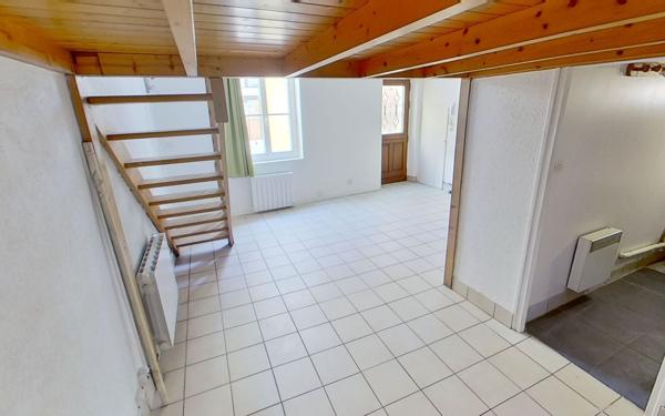 Appartement à louer    1 pièce • 25,03 m2 Lyon 7