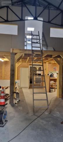 Entrepôt à vendre à Saint-Cyr-sur-Loire dans l'Indre-et-Loire (37540), ref : 37007-2781