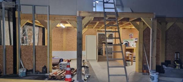 Entrepôt à vendre à Saint-Cyr-sur-Loire dans l'Indre-et-Loire (37540), ref : 37007-2781