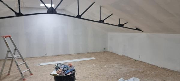 Entrepôt à vendre à Saint-Cyr-sur-Loire dans l'Indre-et-Loire (37540), ref : 37007-2781