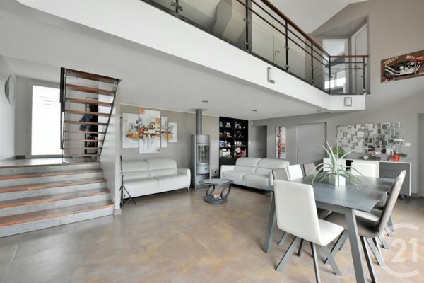 Maison à vendre  10 pièces - 226,25 m2 ST HILAIRE DE RIEZ - 85