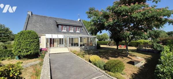 MAISON SUR SOUS SOL - 4 CHAMBRES - TERRAIN 2377 M2