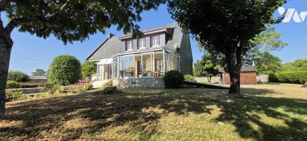 MAISON SUR SOUS SOL - 4 CHAMBRES - TERRAIN 2377 M2