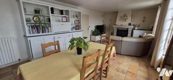 MAISON SUR SOUS SOL - 4 CHAMBRES - TERRAIN 2377 M2