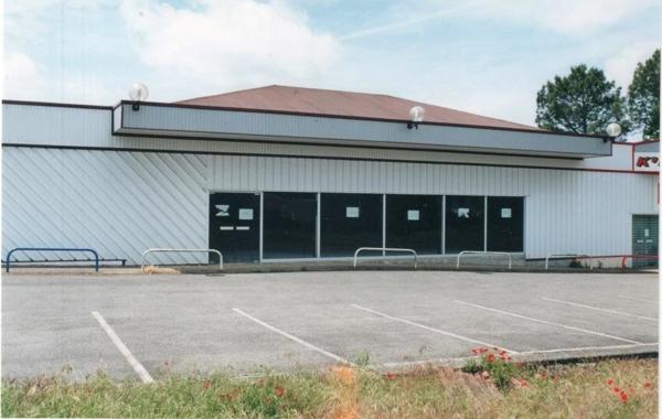 A louer Local commercial ou professionnel à aménager Mont De Marsan secteur CC Carrefour