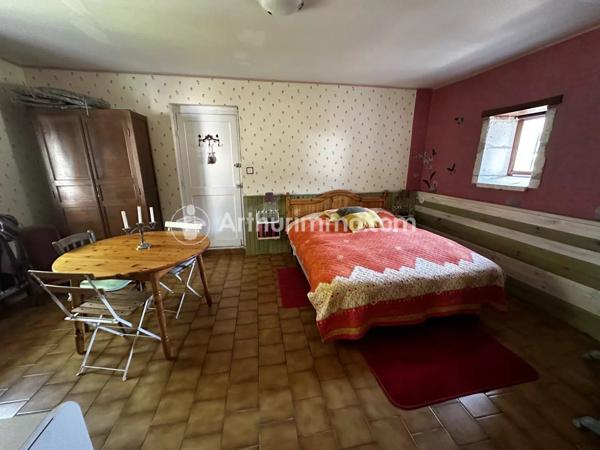 Vente Maison 6 pièces 210 m2 à Neuvic