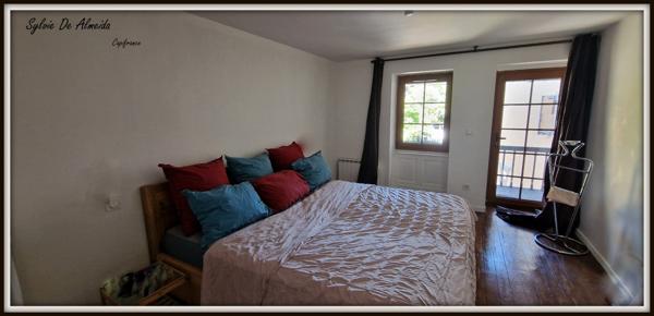 Dpt Ain (01), à vendre PONT DE VEYLE proche MACON maison P6 de 135 m², 5 chambres, piscine