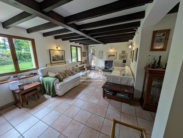 Maison à vendre individuelle à 10 min de Montpon-Ménestérol 6 pièces 126,45 m2
