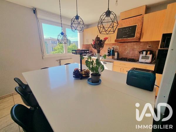 Location appartement 4 pièces 11,42 m² Saint-Martin-d'Hères