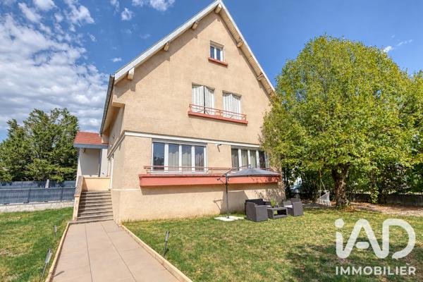 Maison à vendre 8 pièces 171 m² Le Pont-de-Claix