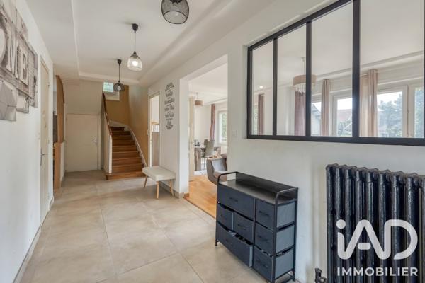 Maison à vendre 8 pièces 171 m² Le Pont-de-Claix