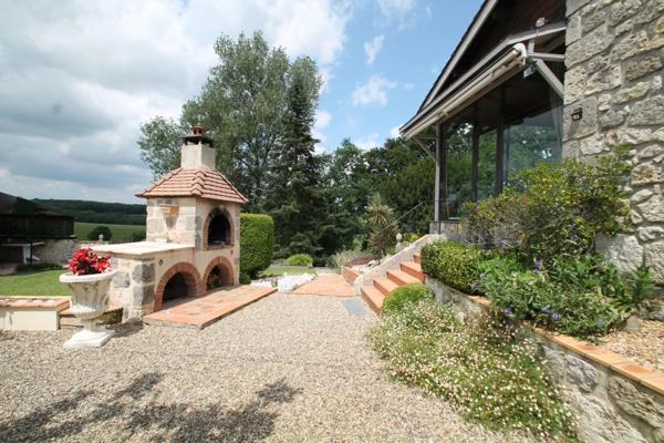 Maison à vendre 5 pièces proche de CASTELJALOUX (47)-3 chambres-garage 80m²-terrain 3930m²