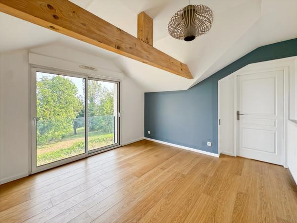 Maison à vendre 7 pièces DIVONNE LES BAINS - Maison contemporaine avec vue et magnifiques volumes