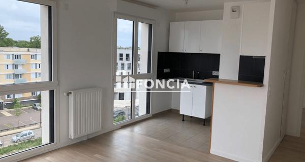 Location Appartement 2 pièces 42.3 m² - Saint-germain-en-laye 78100