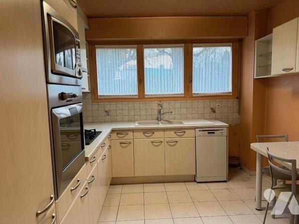 Appartement à Vendre à Eaubonne (95600) en Val-d'Oise (95), 4 pièces dont 2 chambres, 89 m2,