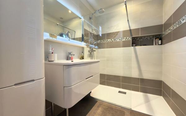 Maison à vendre    5 pièces • 93 m2 Salon-de-Provence