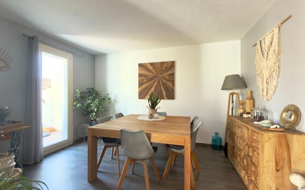 Maison à vendre    5 pièces • 93 m2 Salon-de-Provence