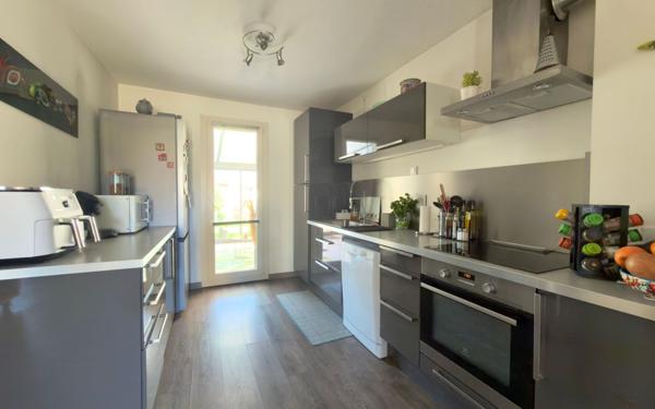 Maison à vendre    5 pièces • 93 m2 Salon-de-Provence