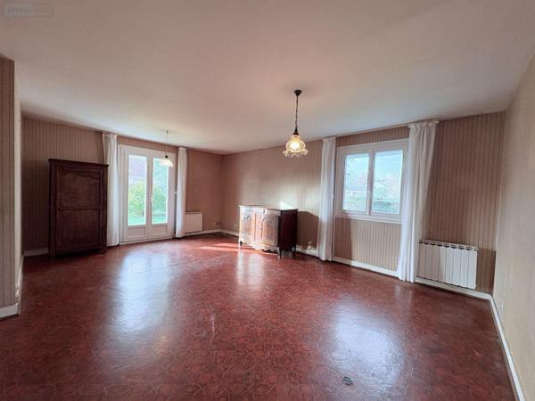 Maison à vendre à Argenton-sur-Creuse dans l'Indre (36200), ref : 037/2636