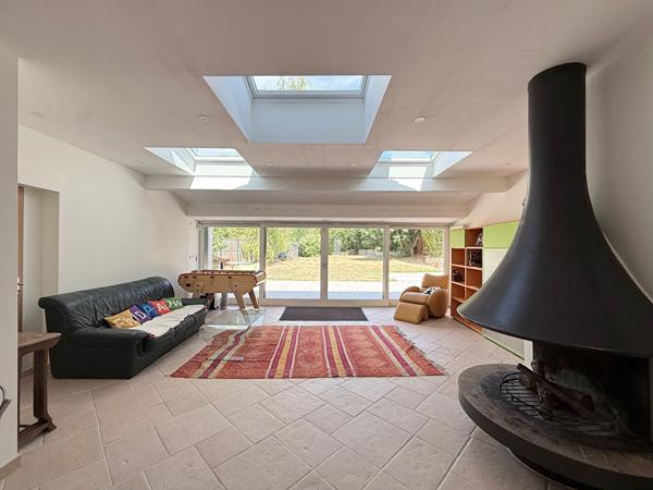 À vendre - Chelles : maison de caractère où l'ancien rencontre le contemporain