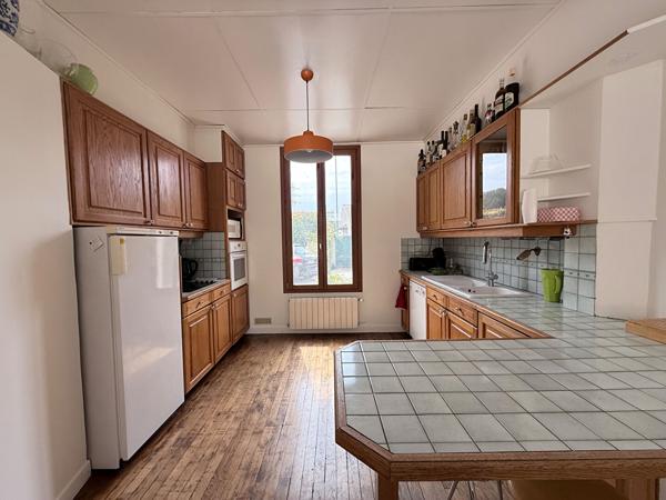 À vendre - Chelles : maison de caractère où l'ancien rencontre le contemporain