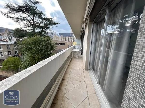 Appartement à louer 3 pièces 71.99m² Le Mans (72000)